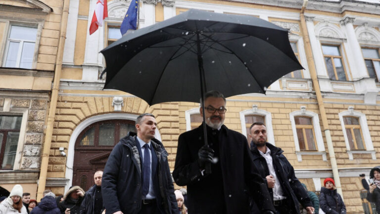 rusia-inchide-ultimul-consulat-al-poloniei,-dupa-ce-ucraineni-aflati-in-slujba-fsb-au-aruncat-in-aer-o-cale-ferata-strategica
