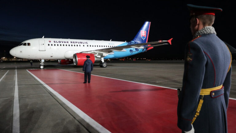avionul-premierului-slovac-a-fost-puternic-avariat-pe-aeroportul-din-bruxelles:-„nu-se-mai-poate-zbura-cu-el”