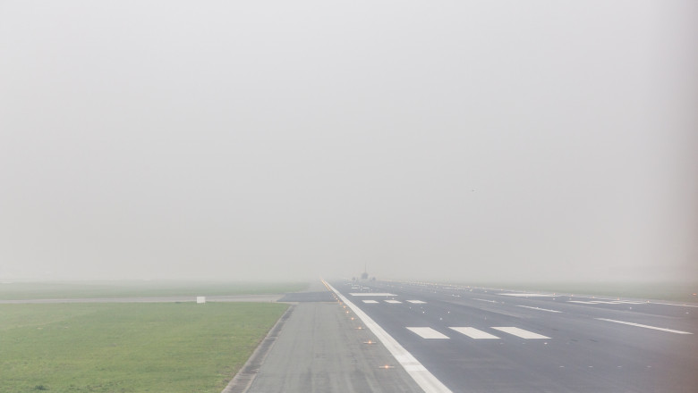 ceata-da-peste-cap-traficul-aerian-la-iasi:-doua-zboruri-au-fost-redirectionate-catre-bacau ceata-da-peste-cap-traficul-aerian-la-iasi:-doua-zboruri-au-fost-redirectionate-catre-bacau