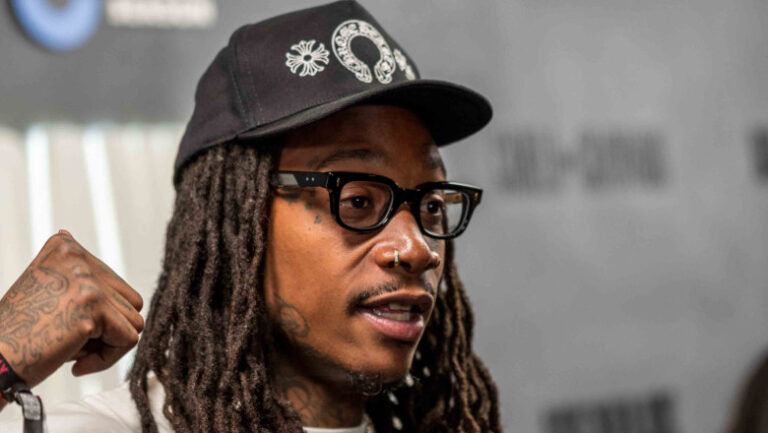 wiz-khalifa,-cel-mai-recent-condamnat-celebru-cautat-de-politia-romana.-cine-se-mai-afla-pe-lista-fugarilor-„de-lux”