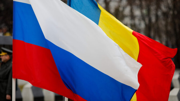 sondaj-aproape-jumatate-dintre-romani-nu-sunt-ingrijorati-de-o-vecinatate-cu-rusia.-ce-spun-despre-trimiterea-de-trupe-in-ucraina