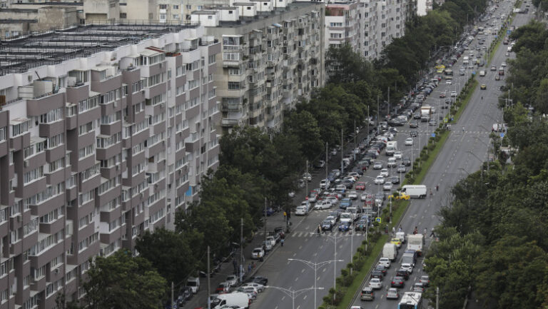romania-este-tara-din-ue-cu-cei-mai-multi-oameni-care-traiesc-in-locuinte-supraaglomerate.-ce-arata-datele-eurostat