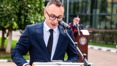 prefectul-si-subprefectul-de-olt-au-fost-retinuti:-sunt-suspectati-ca-au-falsificat-documente,-dupa-ce-au-tras-ilegal-cu-arma-(surse)