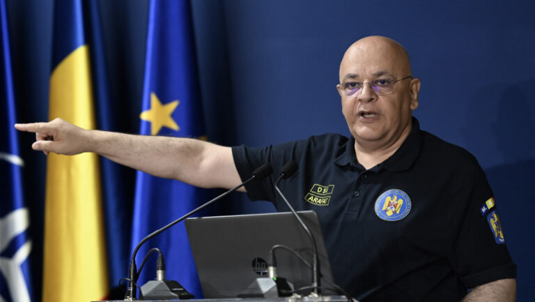 vreme-severa-in-romania-raed-arafat-a-convocat-o-sedinta-de-urgenta-cu-prefectii-din-tara.-ce-masuri-au-fost-luate