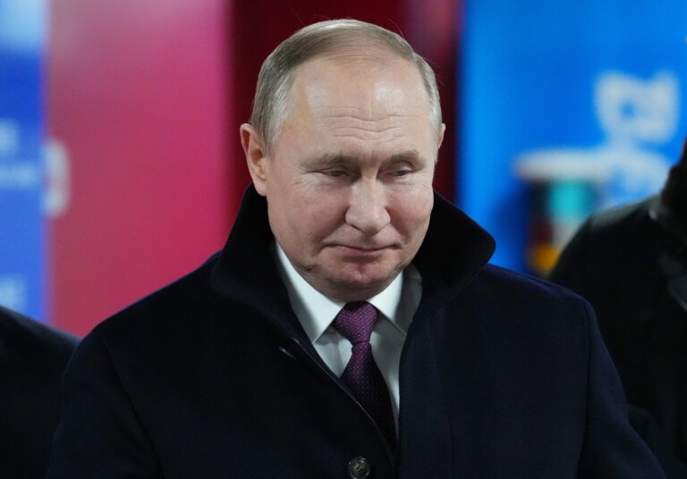 rusia-anunta-reluarea-contactelor-cu-sua-dupa-analizarea-noului-plan-de-pace.-putin-tace-cand-vine-vorba-de-documentul-in-20-de-puncte