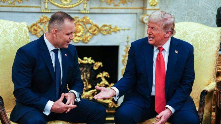 donald-trump-si-karol-nawrocki,-discutie-telefonica-despre-razboiul-din-ucraina:-„putin-este-cel-care-trebuie-sa-cedeze”