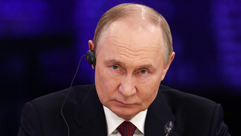 putin-lanseaza-noi-amenintari-dupa-ce-zelenski-l-a-acuzat-ca-nu-vrea-sa-incheie-razboiul:-vom-rezolva-toate-obiectivele-prin-forta