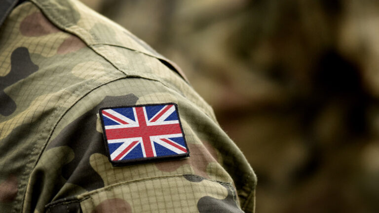 ministrul-britanic-al-apararii-anunta-o-campanie-pentru-a-recruta-tineri-in-armata:-„este-o-noua-era-in-aparare”
