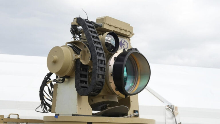 ce-este-iron-beam,-sistemul-militar-de-interceptare-care-tocmai-a-intrat-in-dotarea-israelului.-„inceputul-unei-revolutii-tehnologice”