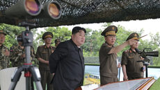 kim-jong-un-a-supravegheat-un-exercitiu-de-lansare-a-unei-rachete-de-croaziera:-„o-masura-responsabila”