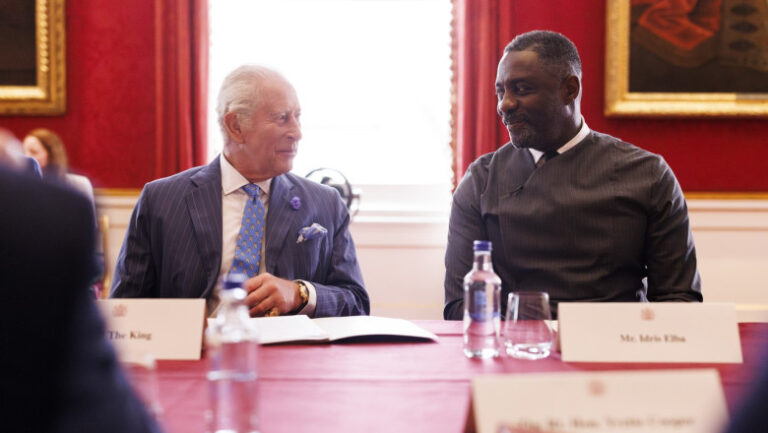 actorul-idris-elba-a-fost-innobilat-de-regele-charles.-ce-vedete-au-mai-fost-incluse-pe-lista-de-onoruri-de-anul-nou