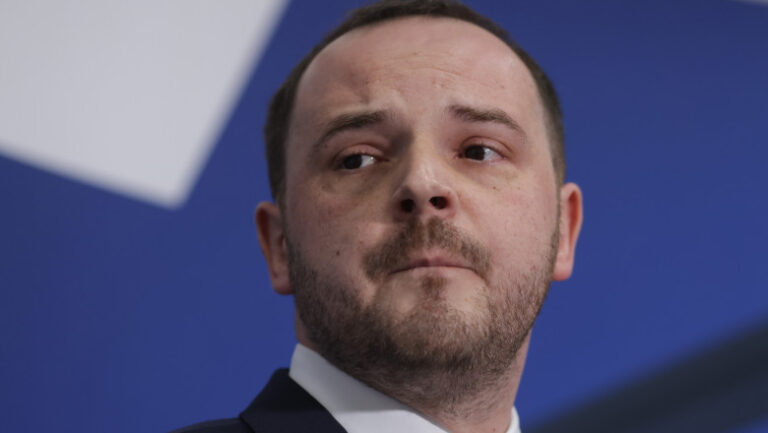 criza-apei-din-prahova:-celula-de-urgenta-la-ministerul-sanatatii.-spitalele-din-bucuresti,-pregatite-sa-preia-pacienti