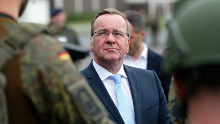 ministrul-german-al-apararii-vine-saptamana-viitoare-in-romania,-la-baza-militara-de-la-mihail-kogalniceanu