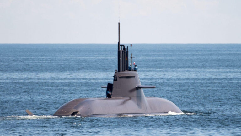 norvegia-comanda-submarine-si-rachete-cu-raza-lunga-de-actiune,-dupa-„intensificarea-activitatii-fortelor-ruse”-in-regiune