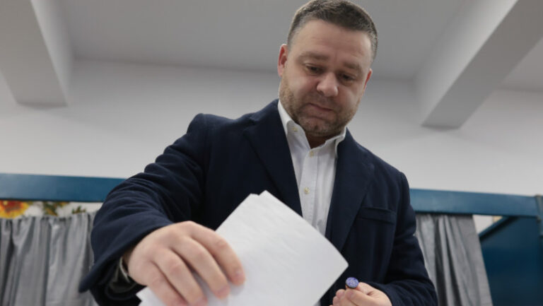 alegeri-bucuresti-2025.-ciprian-ciucu:-este-foarte-important-ca-fiecare-sa-vina-si-sa-voteze