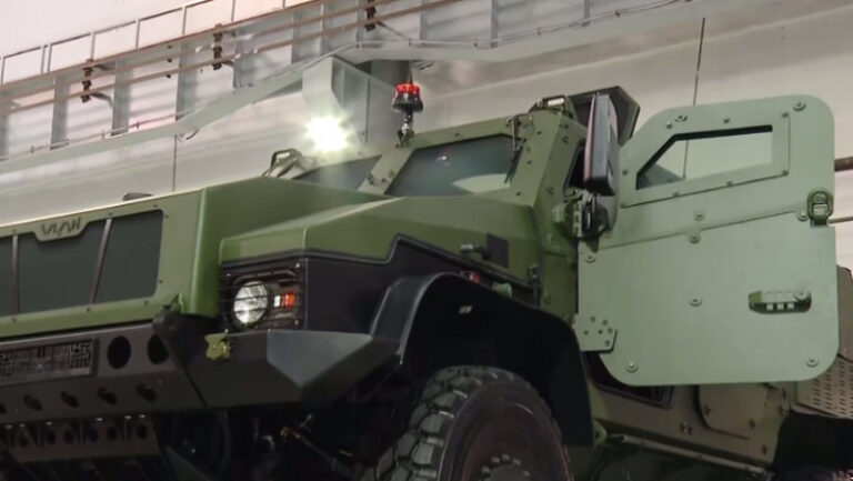premiera-pentru-romania:-vehicul-blindat-4×4-la-standarde-nato,-conceput-si-fabricat-la-moreni.-legea-nu-permite-mapn-sa-il-cumpere