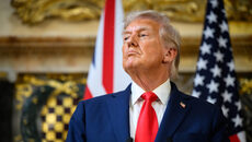 trump,-un-atu-in-negocierile-de-pace-privind-ucraina.-sefa-diplomatiei-britanice:-„datorita-lui-am-ajuns-la-incetarea-focului-in-gaza”