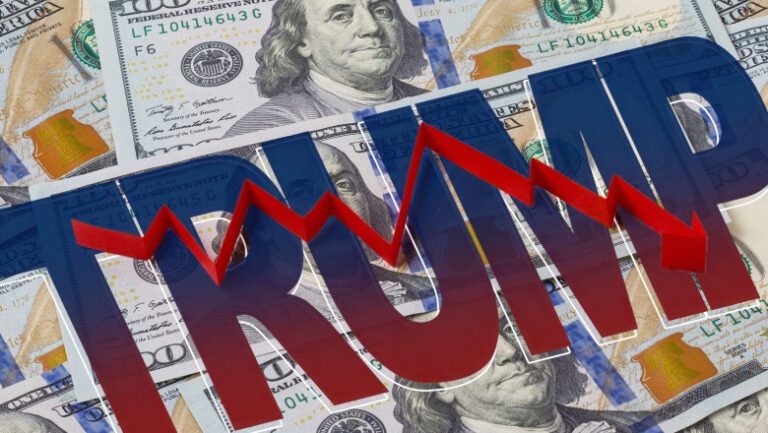 americanii-s-au-saturat-de-tapi-ispasitori-si-vor-solutii-la-dificultatile-economice.-trump-este-in-criza-de-comunicare:-„e-o-farsa”