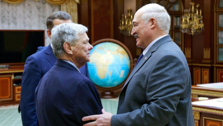 belarusul-a-eliberat-123-de-detinuti-politici,-inclusiv-laureatul-nobel-ales-bialiatki.-anuntul-sua-privind-ridicarea-sanctiunilor