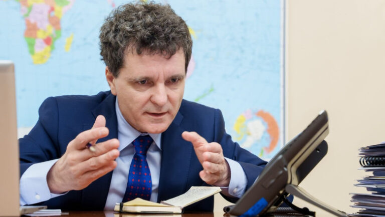 cand-crede-nicusor-dan-ca-se-va-termina-razboiul-din-ucraina.-„altfel,-rusia-va-veni-permanent-cu-pretexte”