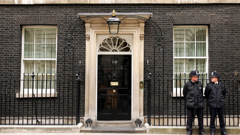 londra-lanseaza-o-ancheta-cu-privire-la-„ingerinta-financiara-straina”-in-politica-britanica