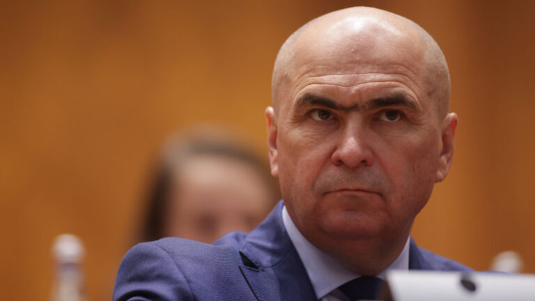 „in-romania-lucreaza-prea-putini-oameni”,-sustine-ilie-bolojan.-„noi-suntem-tara-din-europa-care-suntem-pe-penultimul-loc”