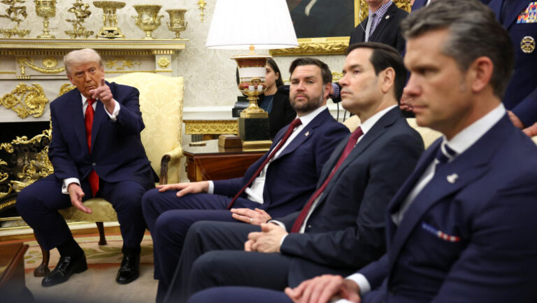 marco-rubio-promite-ca-nu-va-candida-la-presedintie-daca-jd-vance-intra-in-cursa.-„voi-fi-unul-din-primii-care-il-vor-sustine”