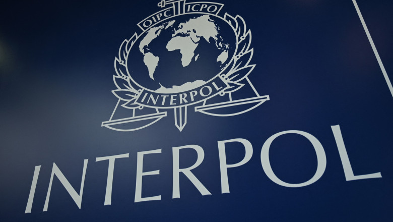 interpolul-a-emis-alerte-internationale-pentru-suspectii-in-cazul-sabotajului-feroviar-din-polonia interpolul-a-emis-alerte-internationale-pentru-suspectii-in-cazul-sabotajului-feroviar-din-polonia