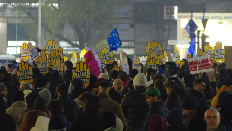 A treia zi de proteste pentru o justiție corectă. Manifestații în București și în marile orașe. Foto: Digi24