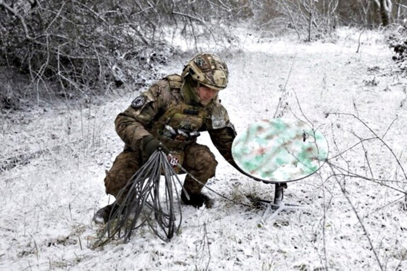 razboi-la-viteza-extrema:-rolul-inteligentei-artificiale-militare-in-evolutia-conflictelor.-amenintari-pentru-stabilitatea-strategica razboi-la-viteza-extrema:-rolul-inteligentei-artificiale-militare-in-evolutia-conflictelor.-amenintari-pentru-stabilitatea-strategica