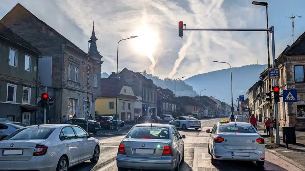 un-oras-din-romania-instaleaza-radare-care-schimba-semaforul-pe-rosu-cand-soferii-depasesc-viteza un-oras-din-romania-instaleaza-radare-care-schimba-semaforul-pe-rosu-cand-soferii-depasesc-viteza