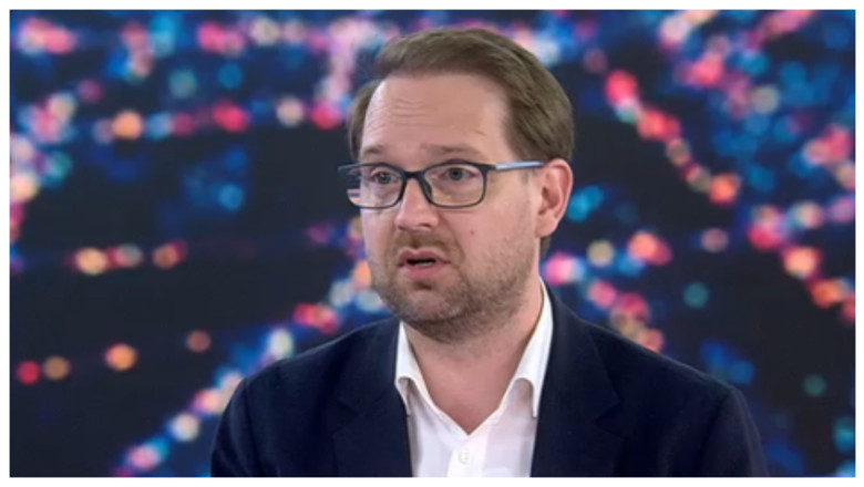 fritz:-psd-vrea-sa-finanteze-tot-pachetul-social,-dar-fara-sa-spuna-de-unde-vin-banii fritz:-psd-vrea-sa-finanteze-tot-pachetul-social,-dar-fara-sa-spuna-de-unde-vin-banii