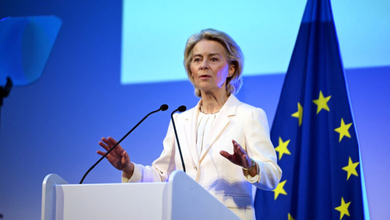 ursula-von-der-leyen-starneste-un-val-de-critici-la-bruxelles-dupa-declaratia-despre-„vechea-ordine-mondiala”
