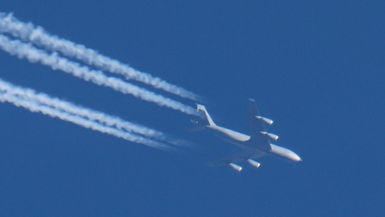un-avion-american-de-realimentare-kc-135-stratotanker-s-a-prabusit-in-irak un-avion-american-de-realimentare-kc-135-stratotanker-s-a-prabusit-in-irak