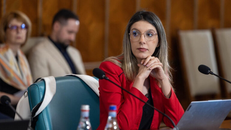 programul-rabla-2026-depinde-de-bugetul-afm.-ministrul-mediului:-„prioritare-sunt-proiectele-incepute-prin-pnrr”