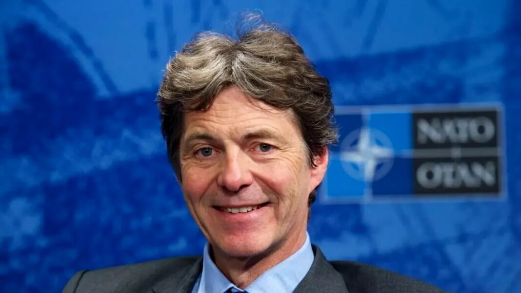 sef-al-spionajului-germaniei,-care-a-gestionat-informatii-clasificate-nato,-victima-a-hackerilor.-cum-i-au-intrat-in-telefon sef-al-spionajului-germaniei,-care-a-gestionat-informatii-clasificate-nato,-victima-a-hackerilor.-cum-i-au-intrat-in-telefon