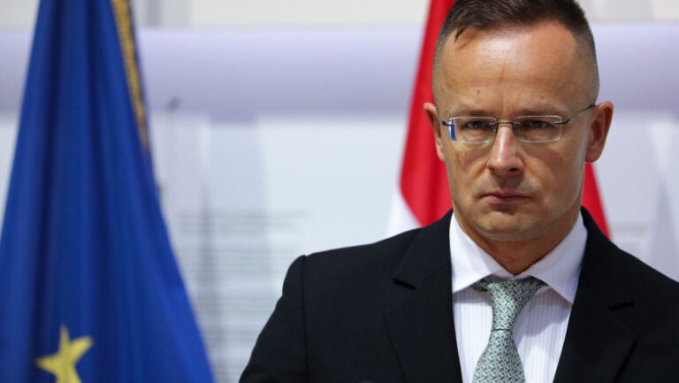 ungaria-si-slovacia-isi-vor-conecta-rafinariile-ca-sa-scape-de-„santajul-ucrainenilor”