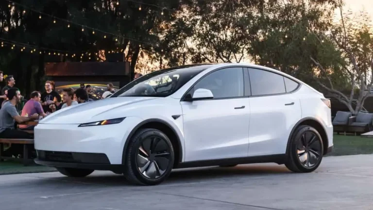 tesla-model-y,-cea-mai-vanduta-masina-din-lume-pentru-al-treilea-an-consecutiv.-pragul-de-4-milioane-de-unitati-a-fost-depasit