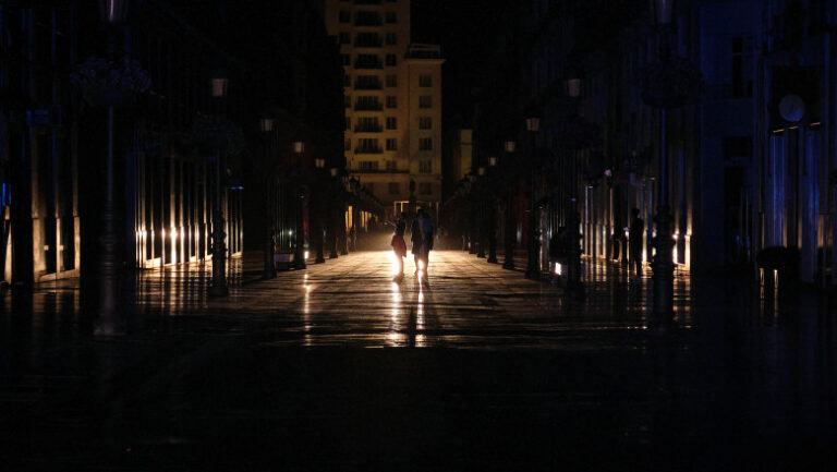 raport-final-despre-cauzele-blackout-ului-din-spania,-de-anul-trecut:-17-factori-diferiti-au-provocat-„o-furtuna-perfecta”
