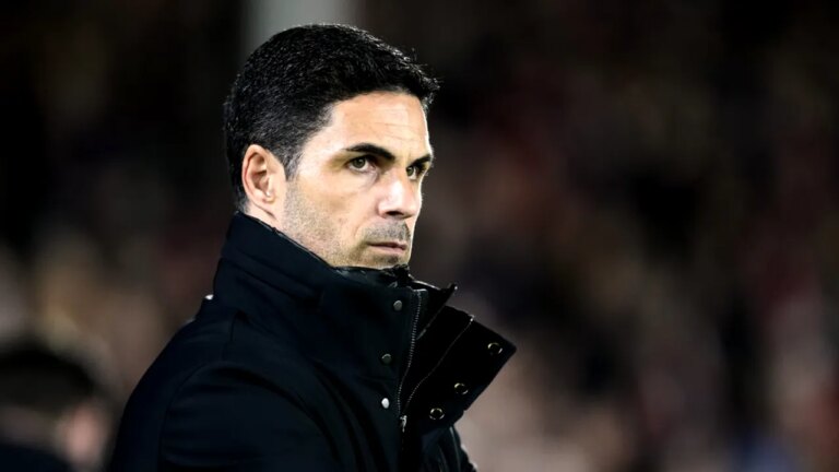 fara-trofee-de-sase-ani,-arsenal-vrea-sa-opreasca-seceta-in-finala-cupei-ligii-cu-manchester-city