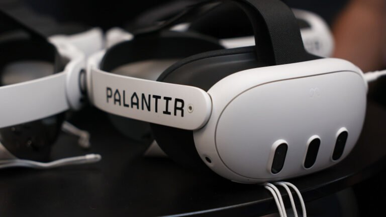 pentagonul-va-adopta-sistemul-de-inteligenta-artificiala-al-palantir-ca-sistem-militar-de-baza-al-sua-(reuters)