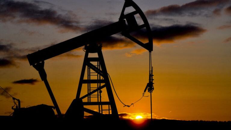 irakul-a-declarat-forta-majora-pentru-campurile-petroliere-exploatate-de-companii-straine,-din-cauza-situatiei-din-stramtoarea-ormuz