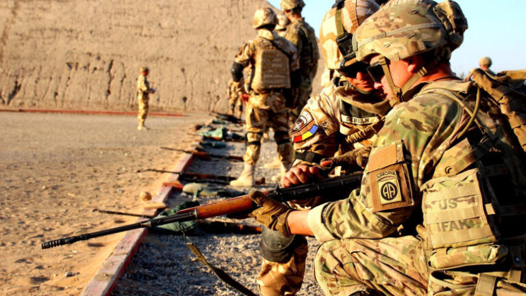 toti-militarii-romani-dislocati-in-irak-au-revenit-in-tara,-a-anuntat-ministerul-apararii