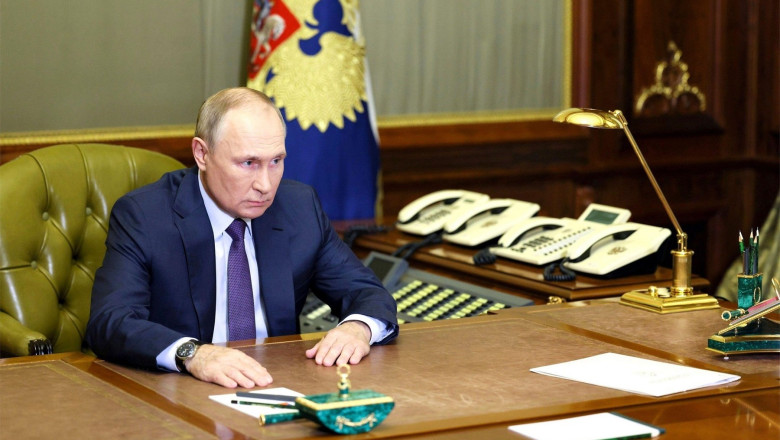 „putin-personal-s-a-temut”.-cum-a-preluat-kremlinul-metodele-iranului-dupa-ce-a-vazut-ce-a-patit-khamenei „putin-personal-s-a-temut”.-cum-a-preluat-kremlinul-metodele-iranului-dupa-ce-a-vazut-ce-a-patit-khamenei