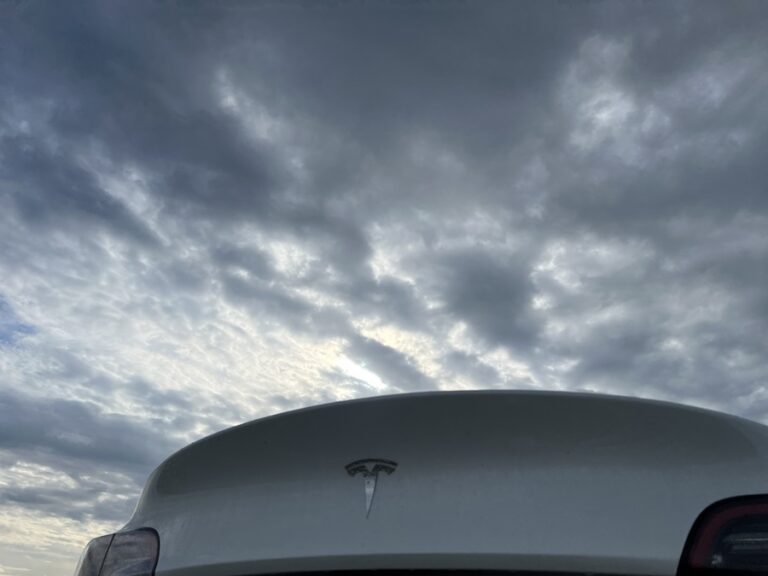 seful-volkswagen-spune-ca-industria-auto-germana-ar-trebui-sa-invete-din-planificarea-industriala-a-chinei￼