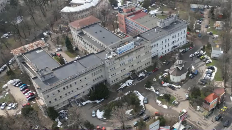 construit-dupa-un-proiect-al-arhitectilor-germani,-pe-un-teren-donat-de-casa-regala,-spitalul-cf2-a-ajuns-o-ruina construit-dupa-un-proiect-al-arhitectilor-germani,-pe-un-teren-donat-de-casa-regala,-spitalul-cf2-a-ajuns-o-ruina