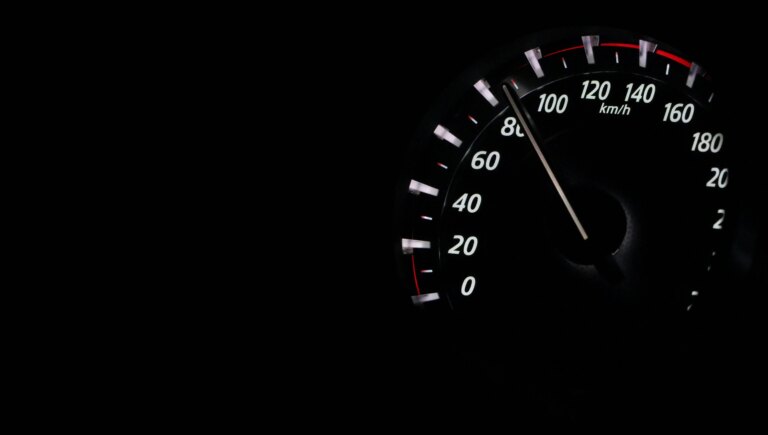 cum-profita-samsarii-de-parcul-auto-invechit-al-romaniei-pentru-a-da-tepe-de-mii-de-euro
