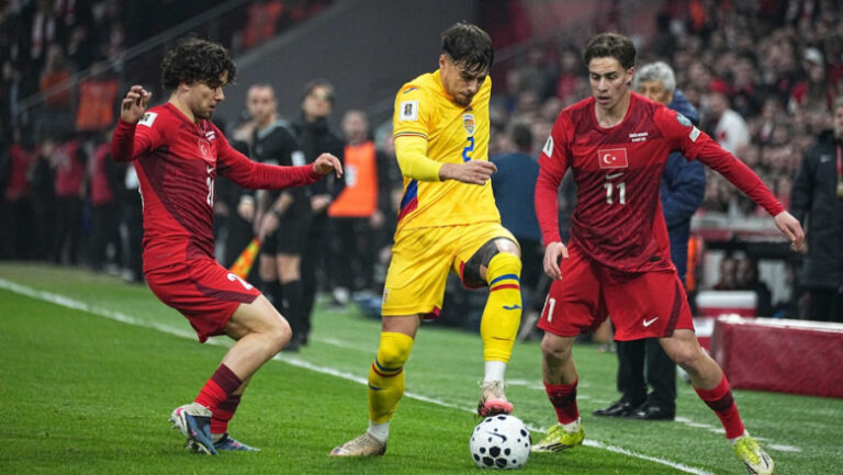 mircea-lucescu:-greseala-care-a-dus-la-gol-putea-fi-evitata-sunt-multumit-de-baieti,-avem-o-baza.-turcia-cred-ca-va-ajunge-la-cm