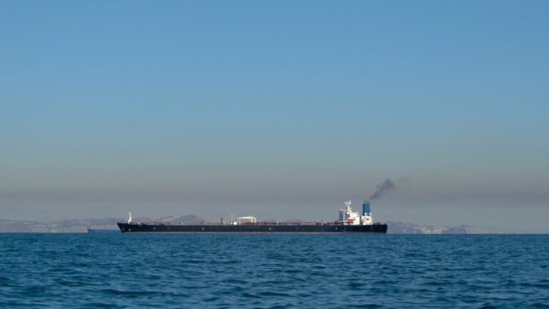 „nu-am-mai-vazut-ceva-similar-de-atunci”.-directorii-marilor-companii-petroliere-compara-criza-actuala-cu-embargo-ul-arab-din-1973