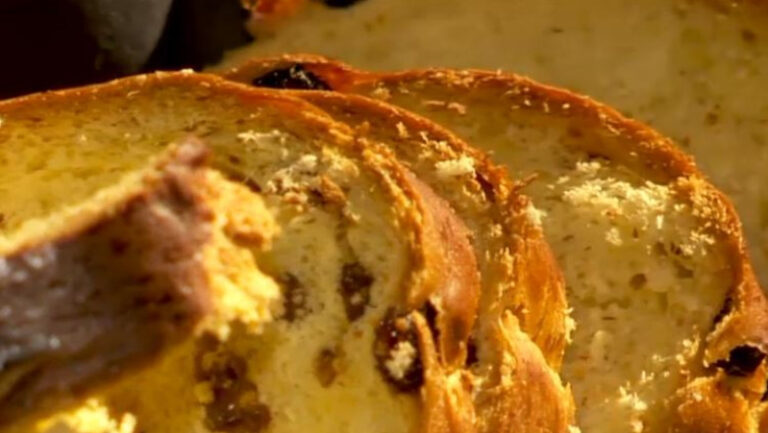 la-ce-trebuie-sa-fie-atenti-cumparatorii-cand-iau-cozonac,-pasca-si-prajituri-pentru-paste.-recomandarile-ansvsa